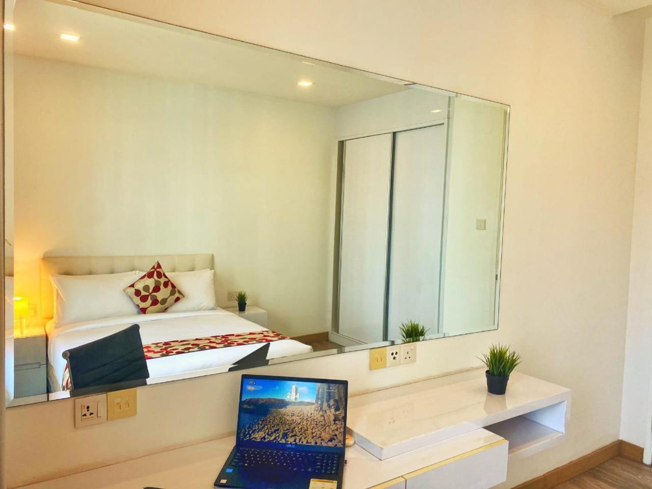 Oneiro One Bukit Ceylon Apartment Kuala Lumpur Exterior photo