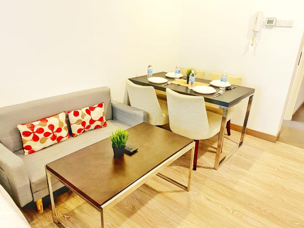 Oneiro One Bukit Ceylon Apartment Kuala Lumpur Room photo